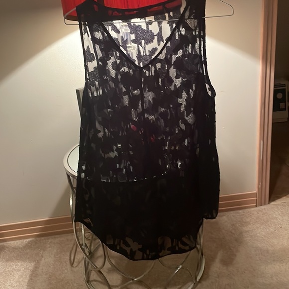 Top; accessories not included; worn once; hand/delicate wash; hang to dry - Picture 4 of 5